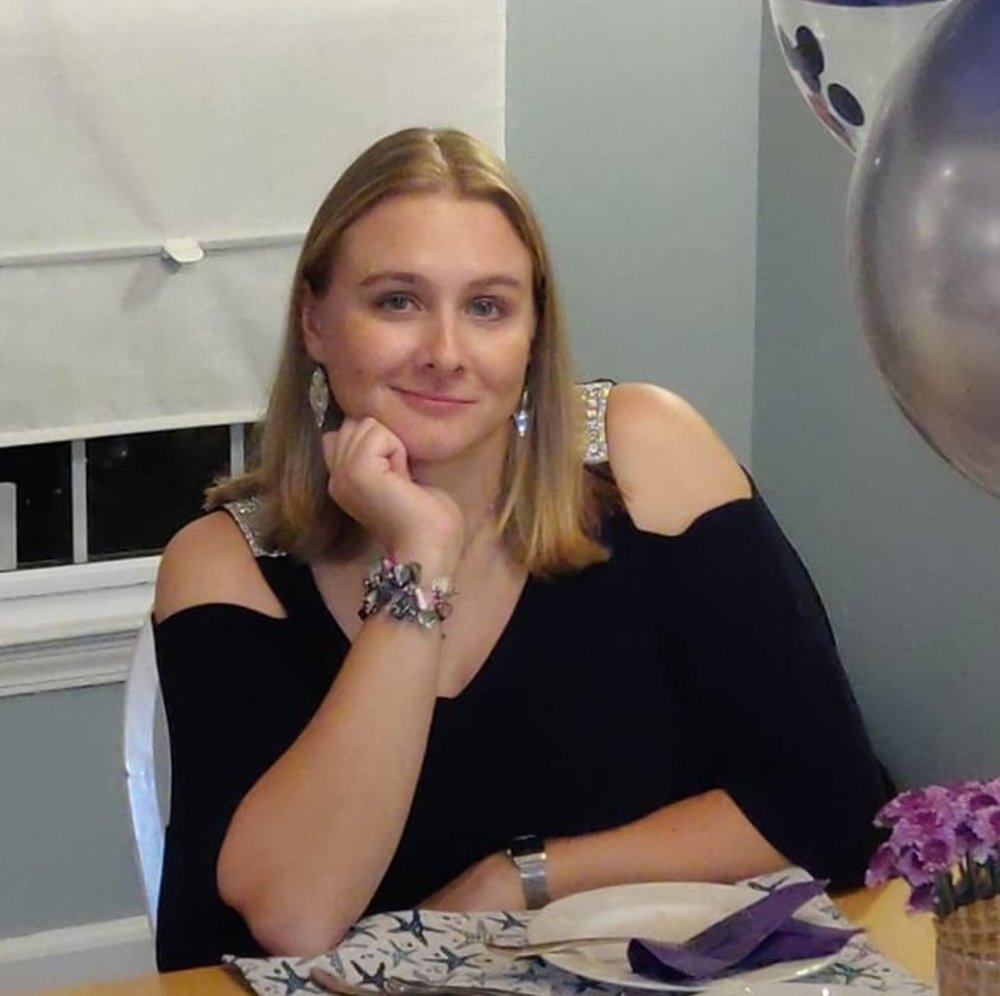 Meet your Posher, Liz